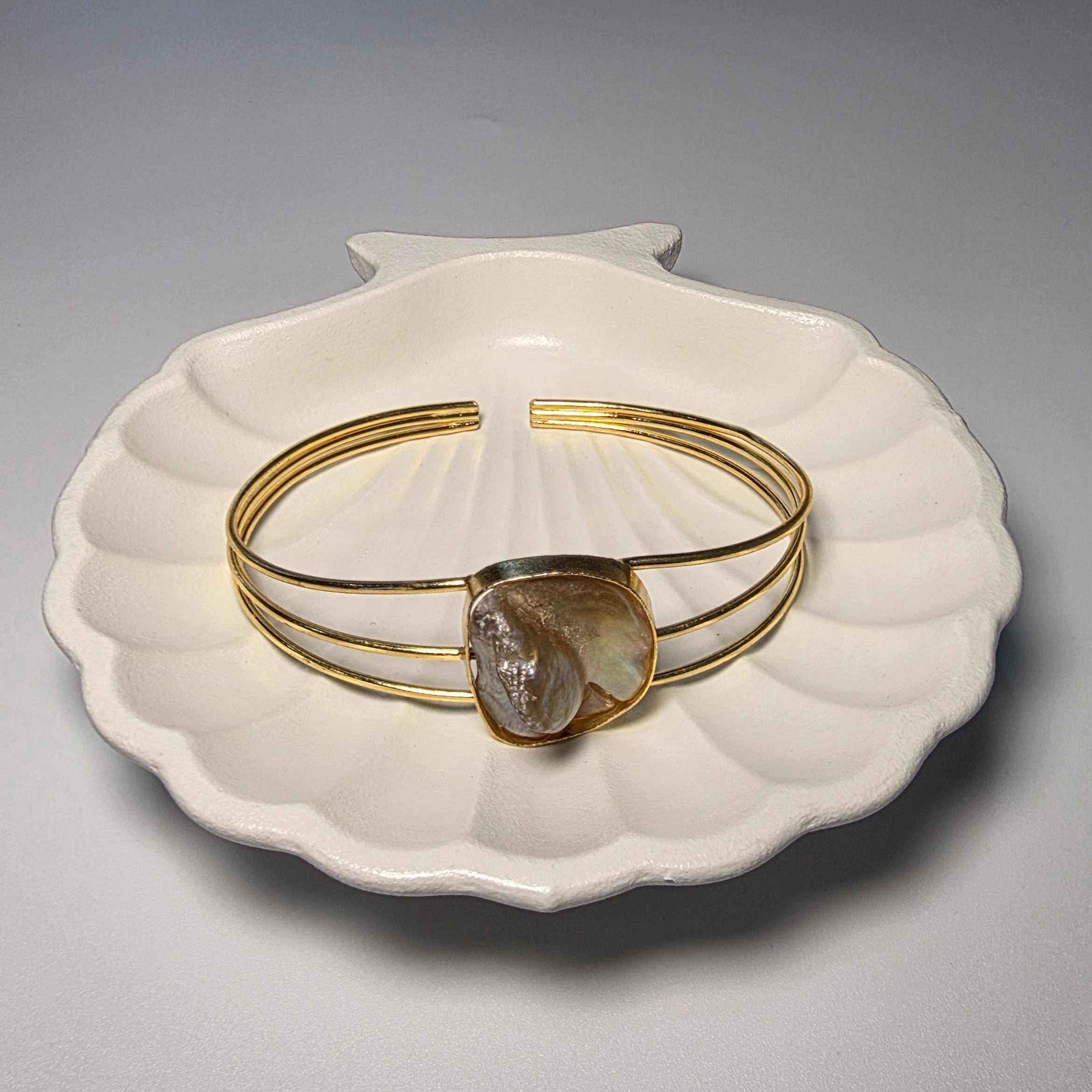 Lustrous Baroque Cuff