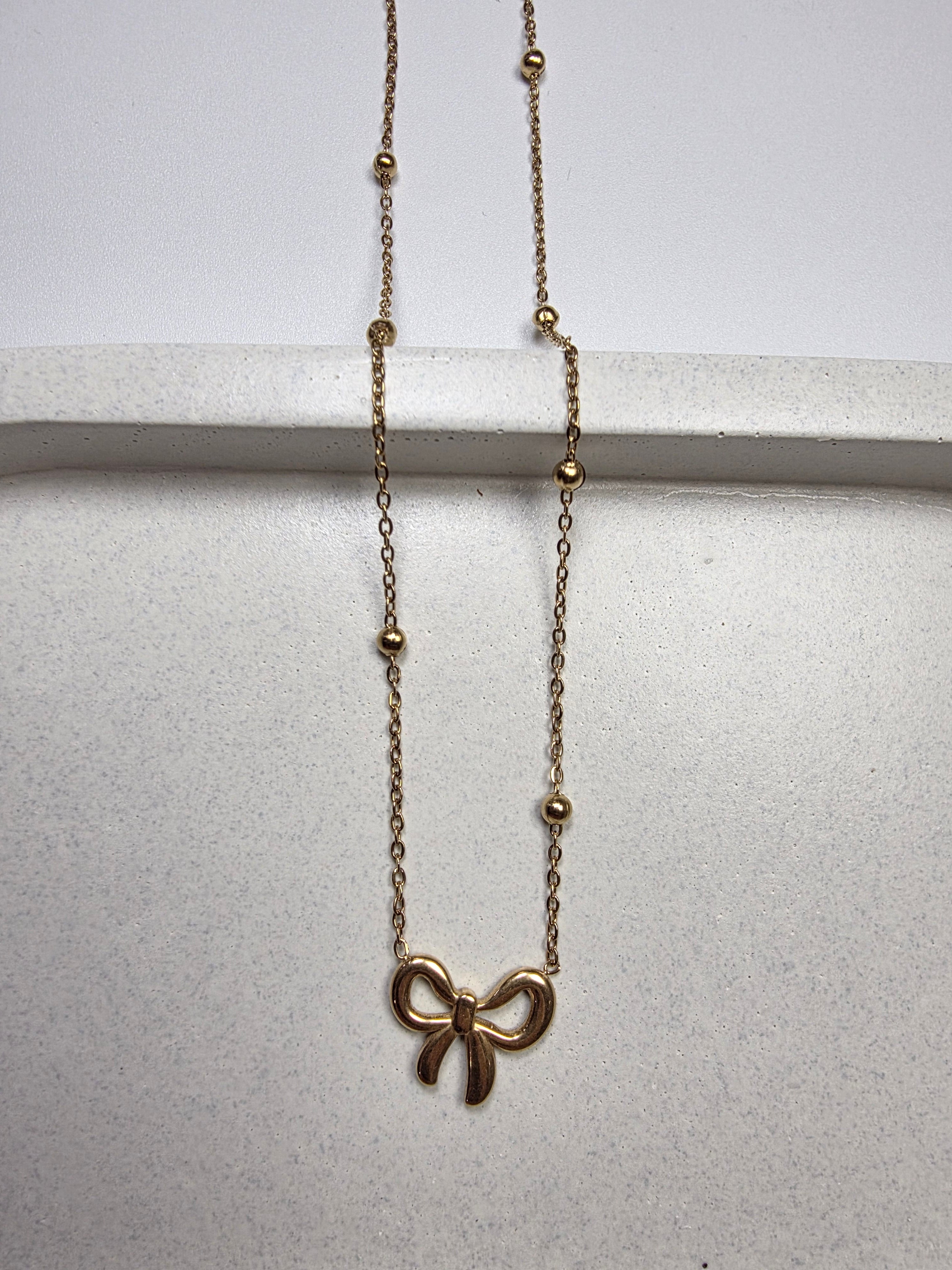 Beads chain bow necklace
