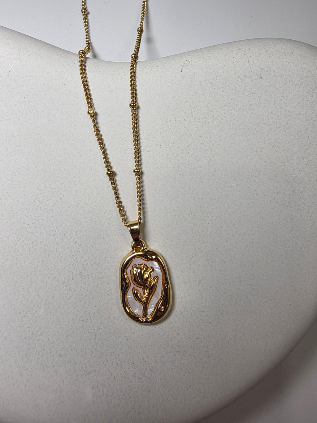 Mop Flower Pendant Necklace