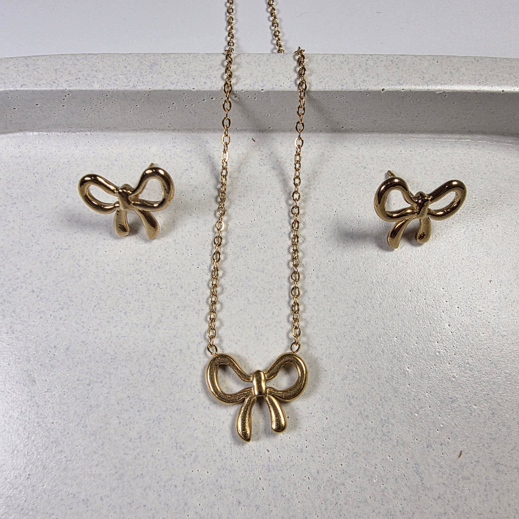 Bow Necklace Set