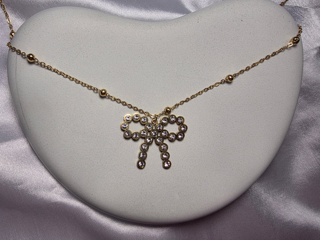 Stone Cut Bow knot Bead necklace