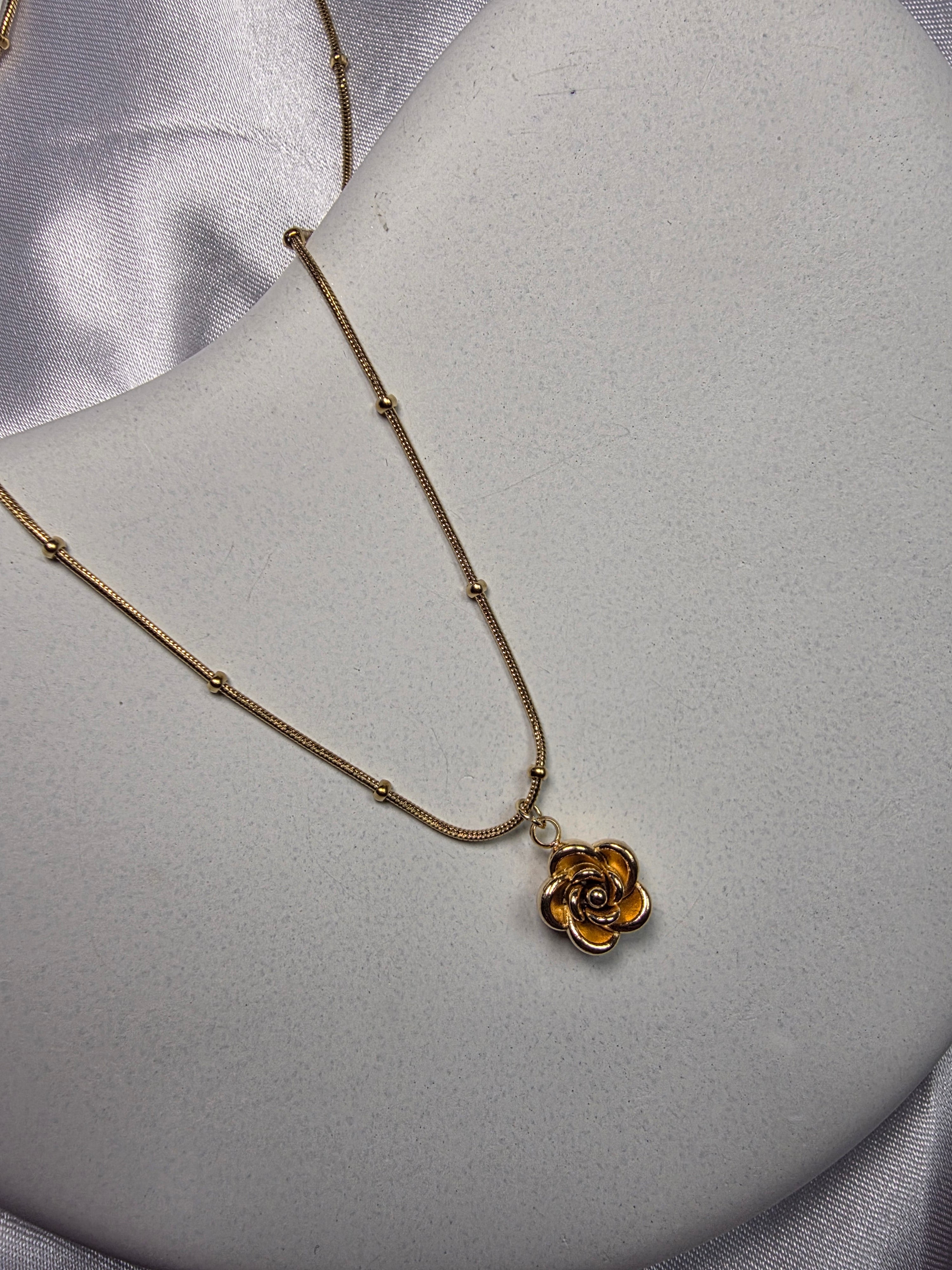 Golden rose necklace