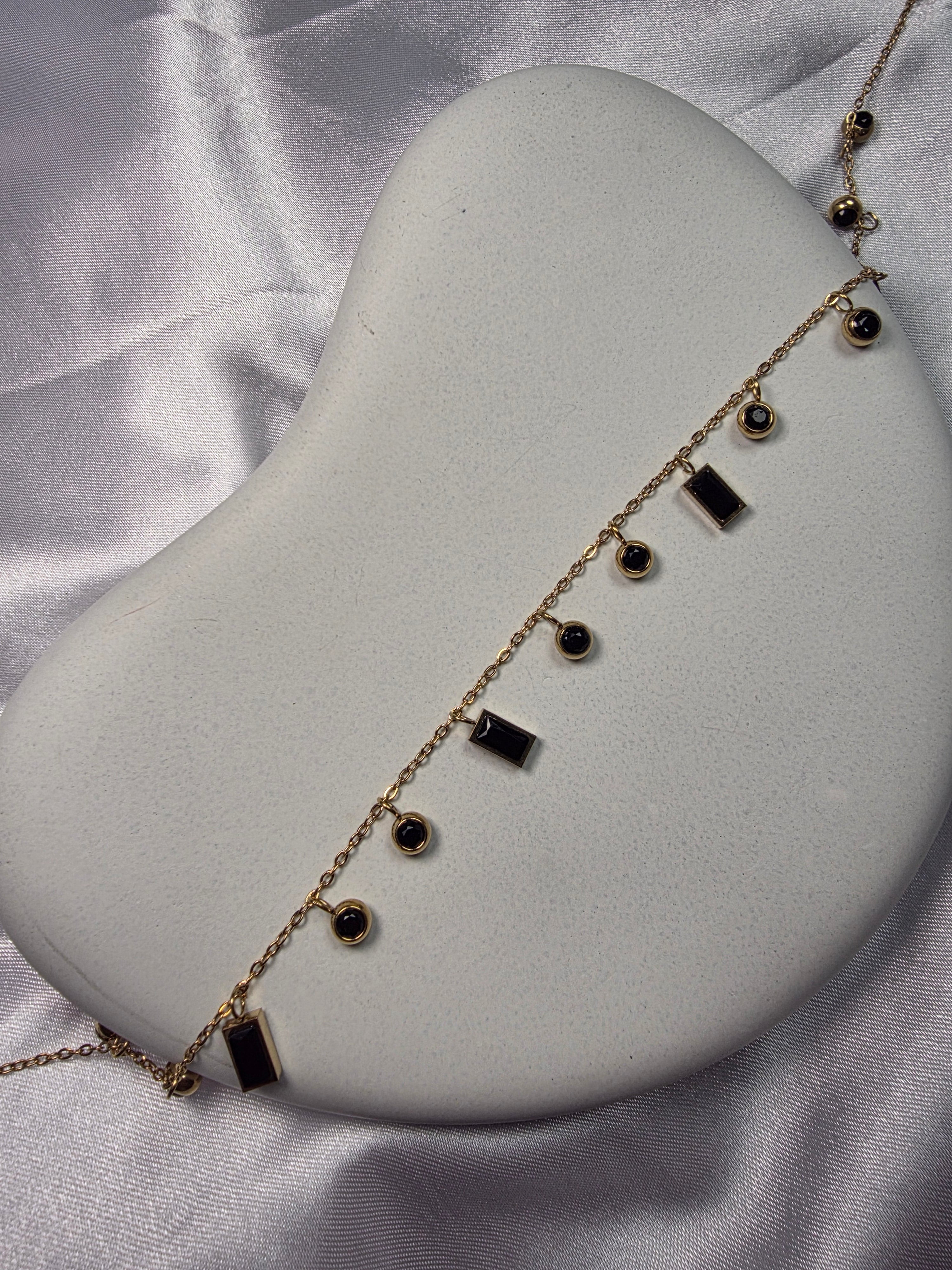 Black bead round & rectangle necklace