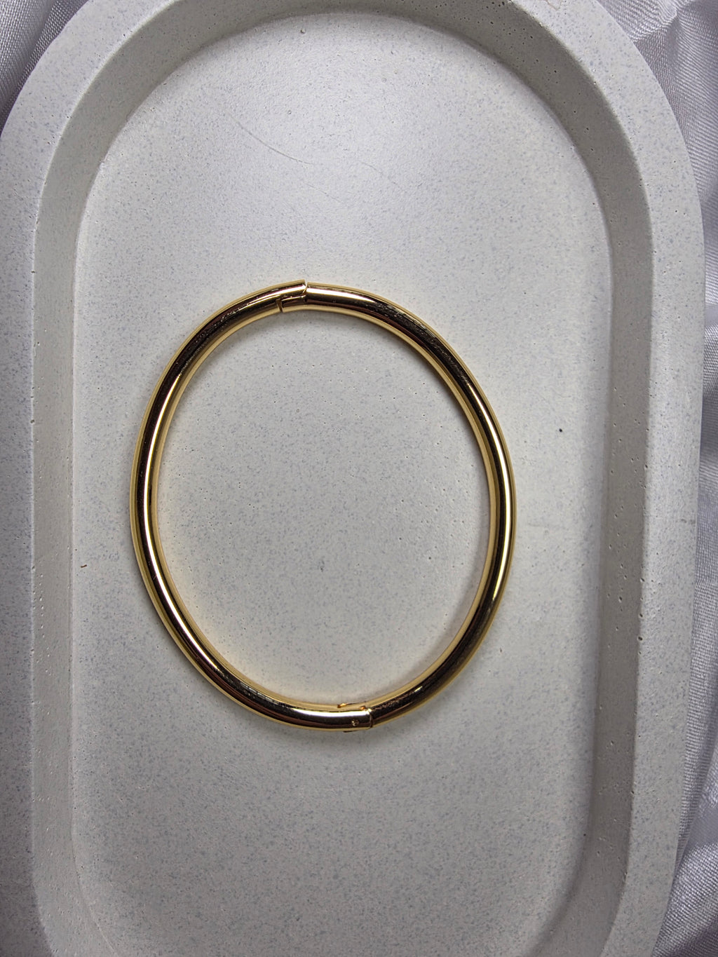 Plain Gold Bracelet