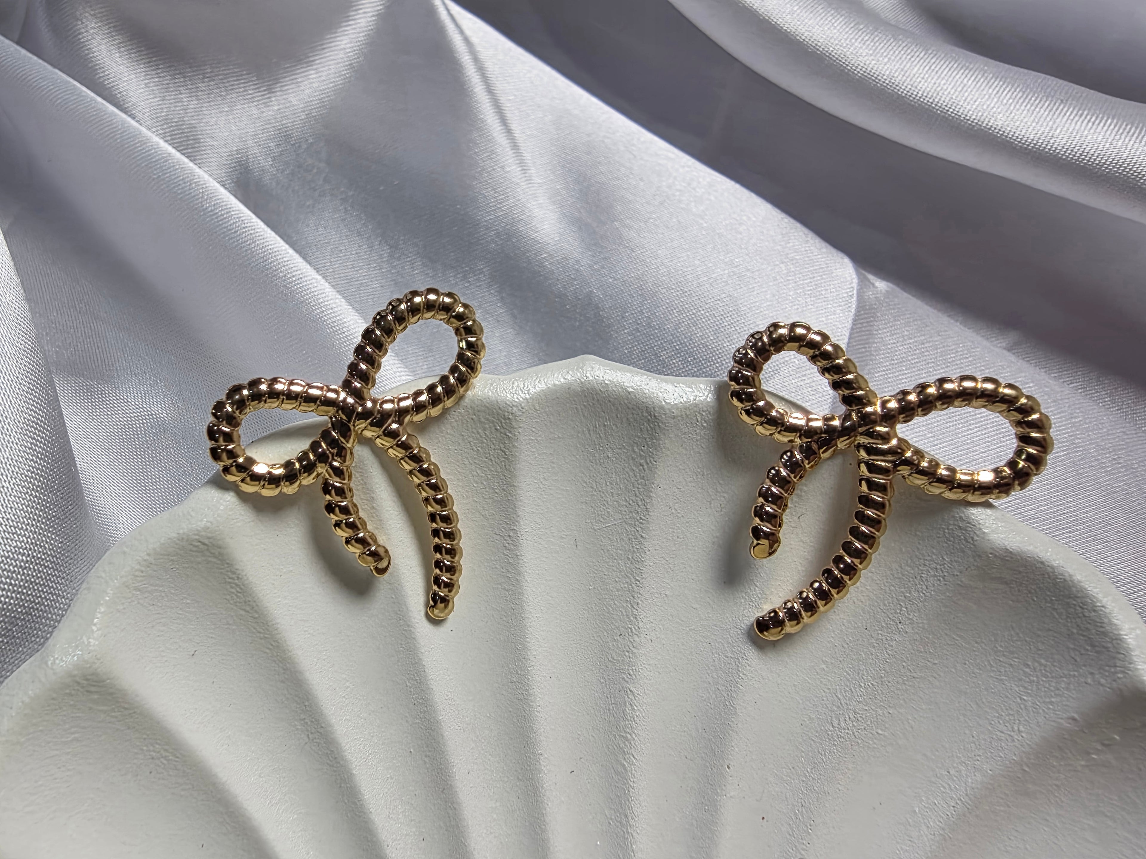 Patterned Bow Earrings