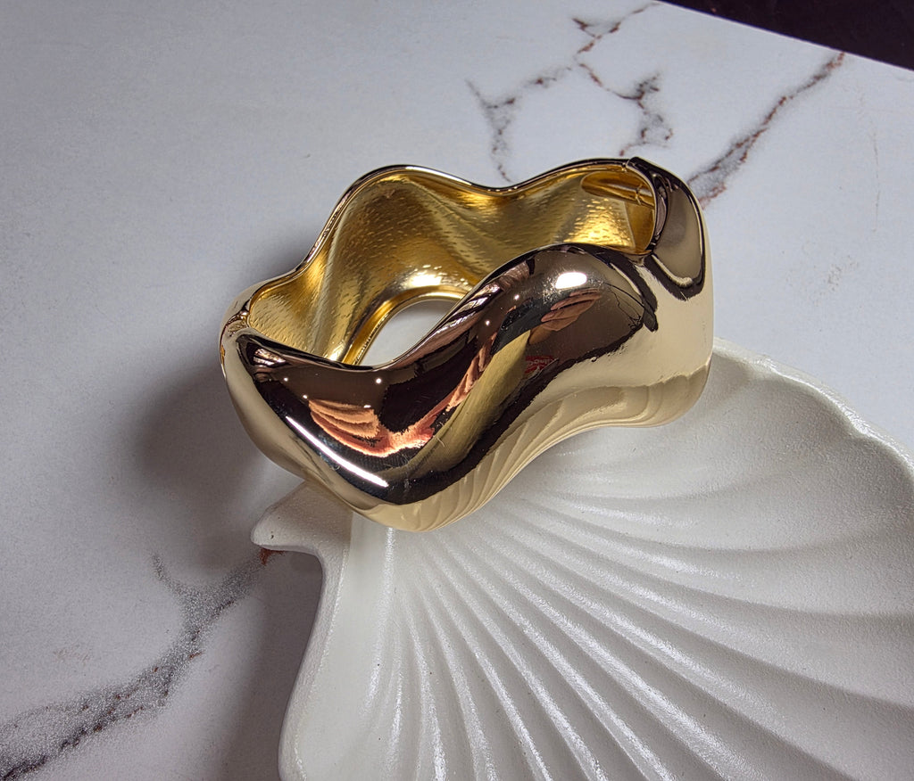 Chunky Wavy Cuff Kada