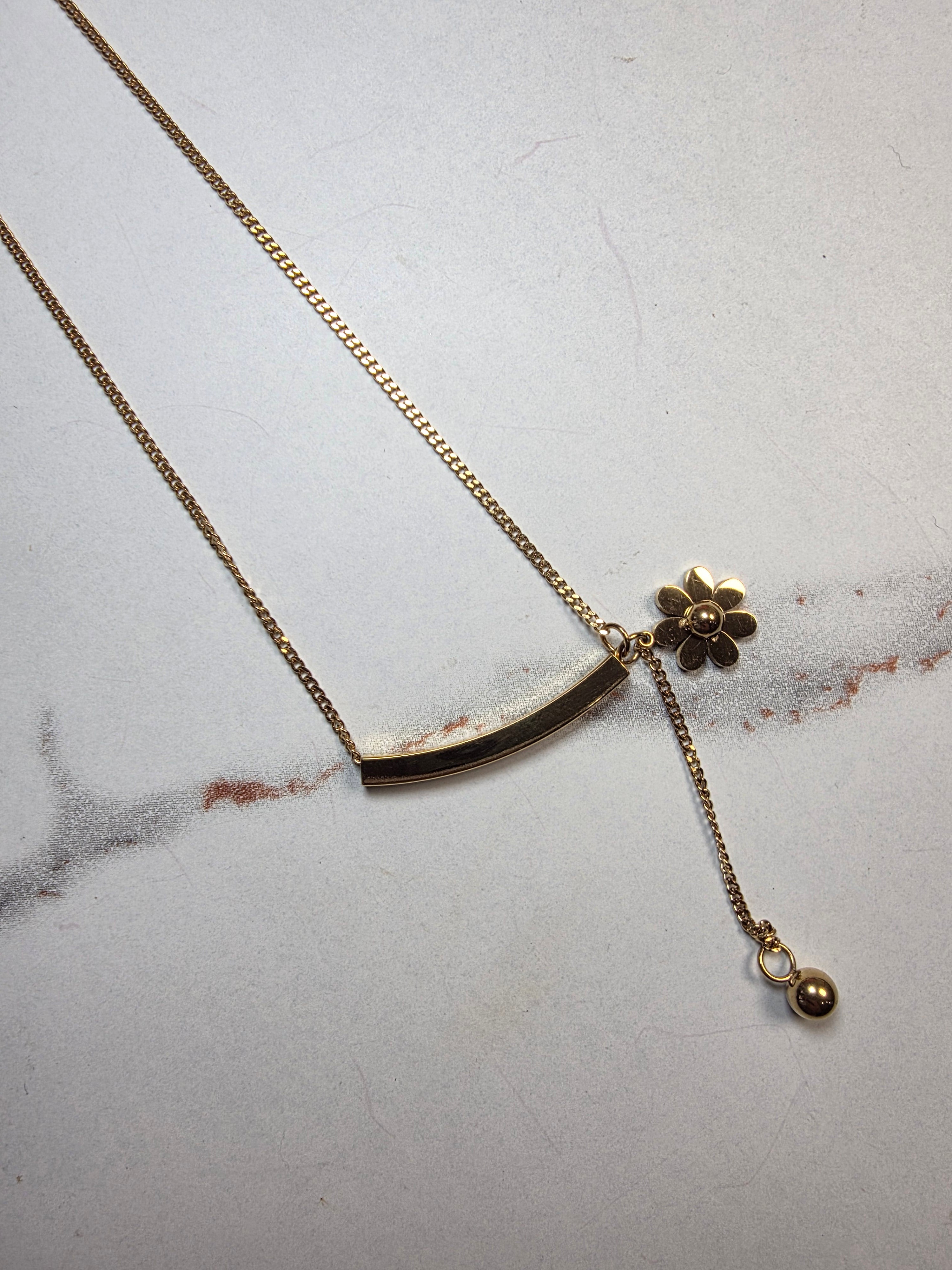 Bloom & Bar Necklace
