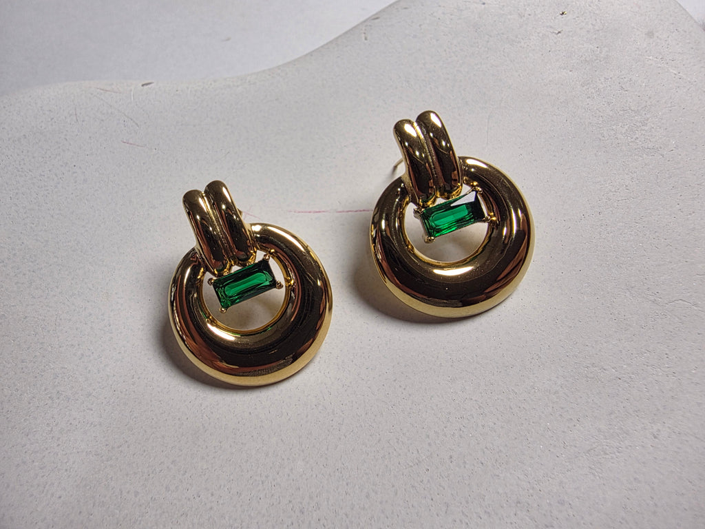 Circle Baguette Stud