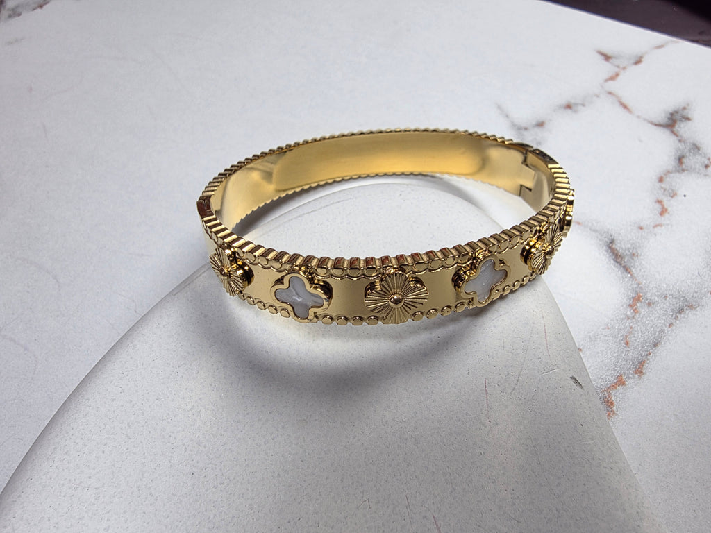 Eternal Duo Clover Bracelet