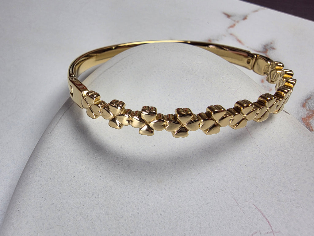 Gold Clover Bracelet