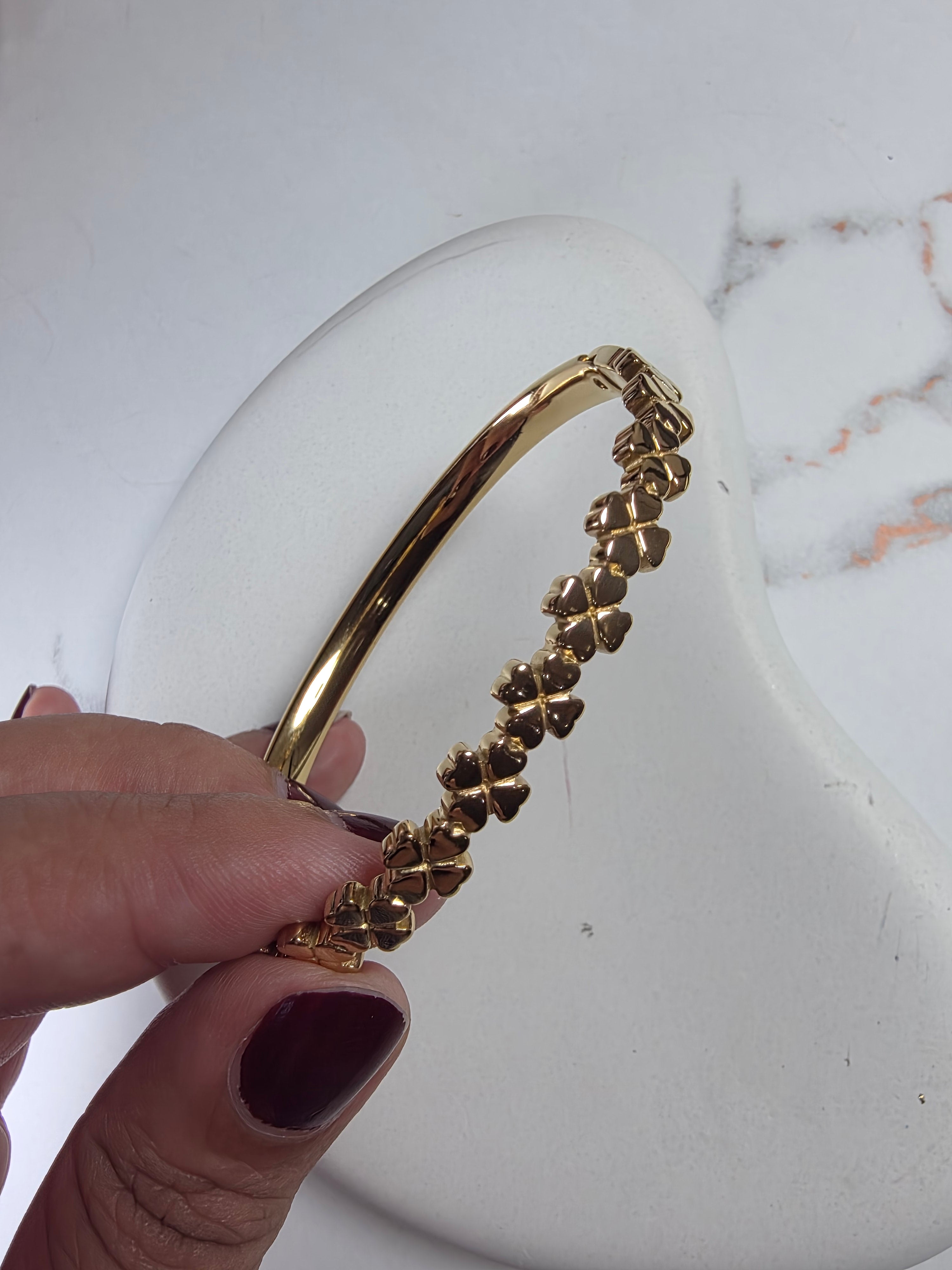 Gold Clover Bracelet