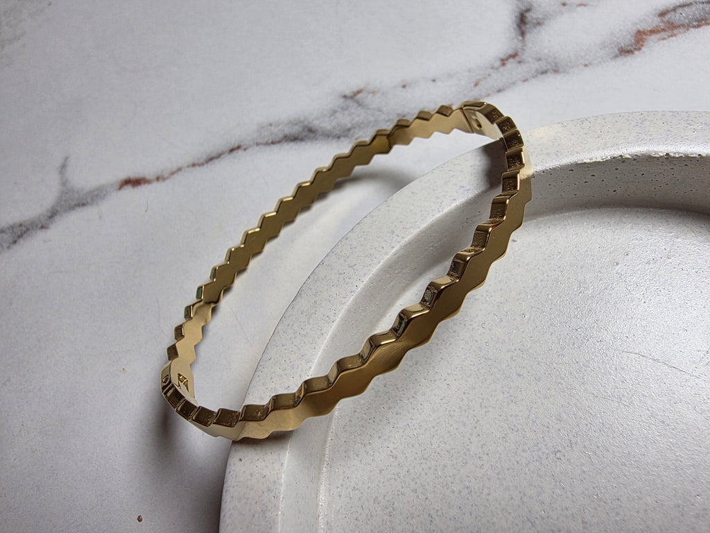 Gold Honeycomb Bracelet
