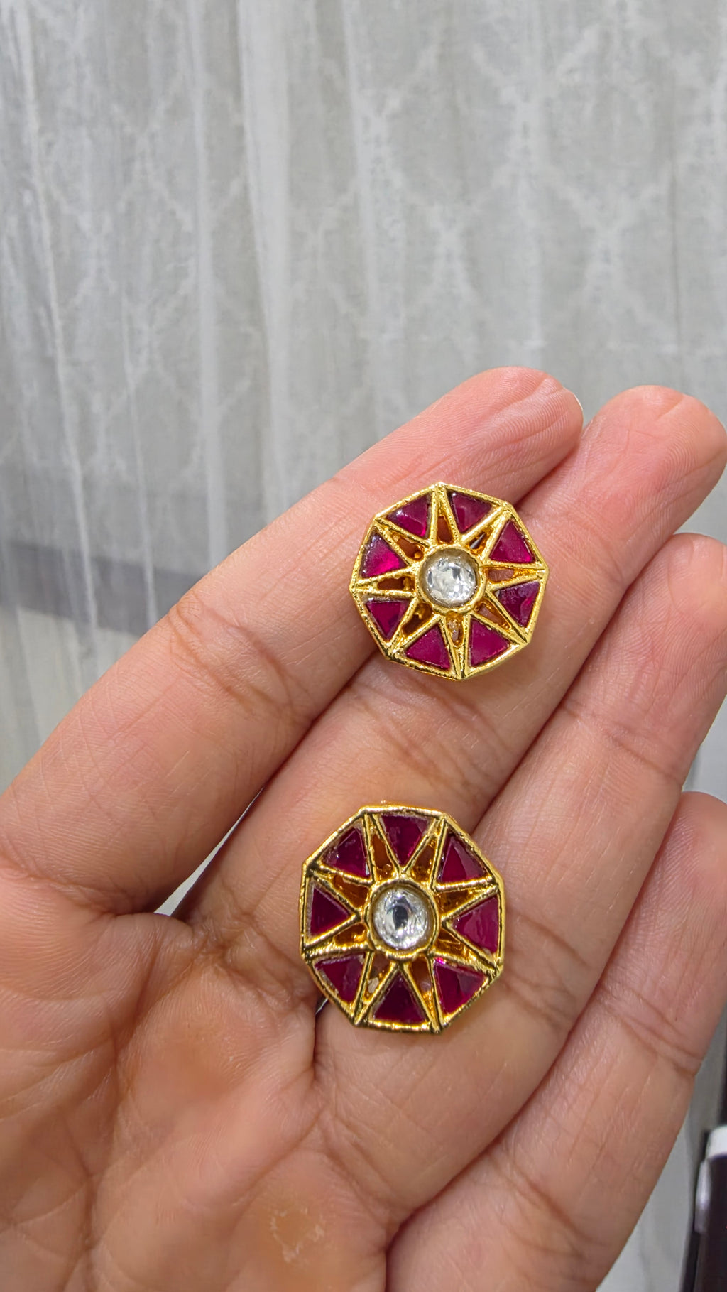 Aarika Studs