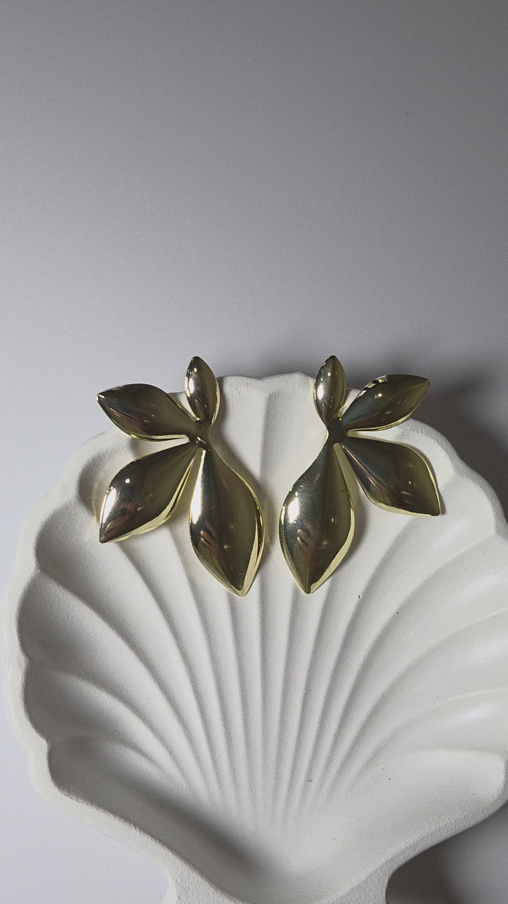Metal Leaf Studs