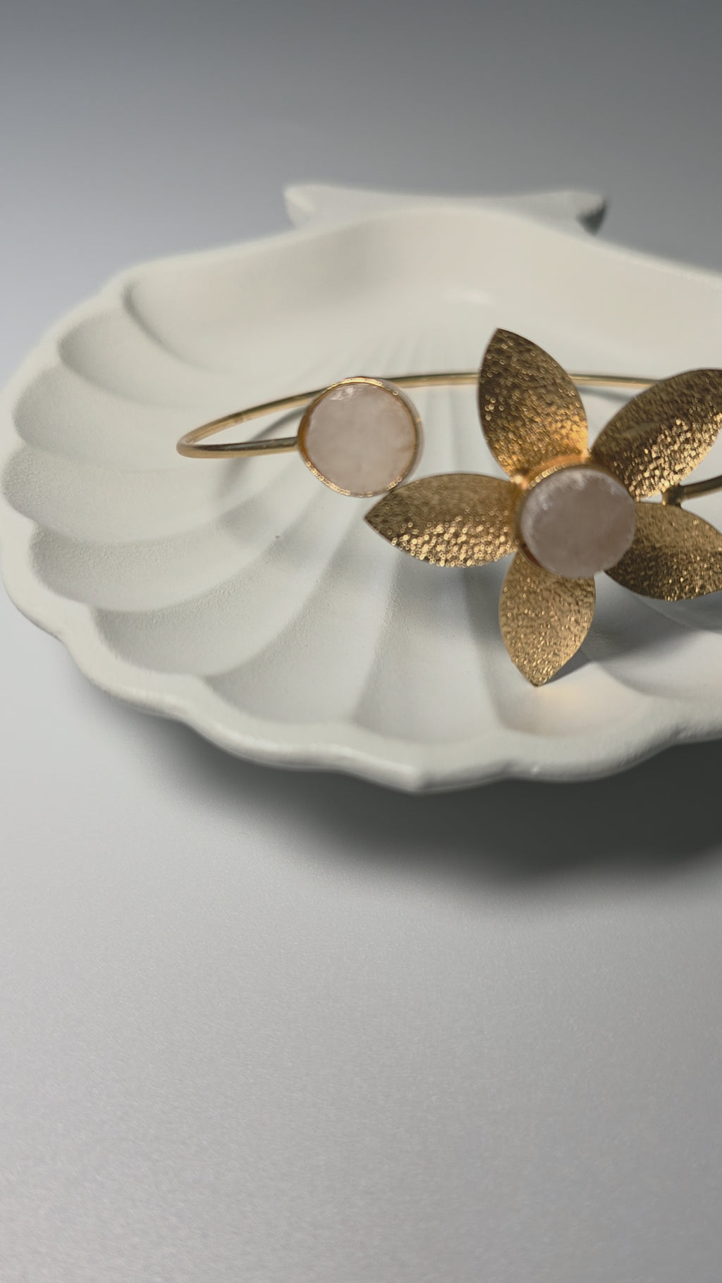 Floral White Stone Bracelet