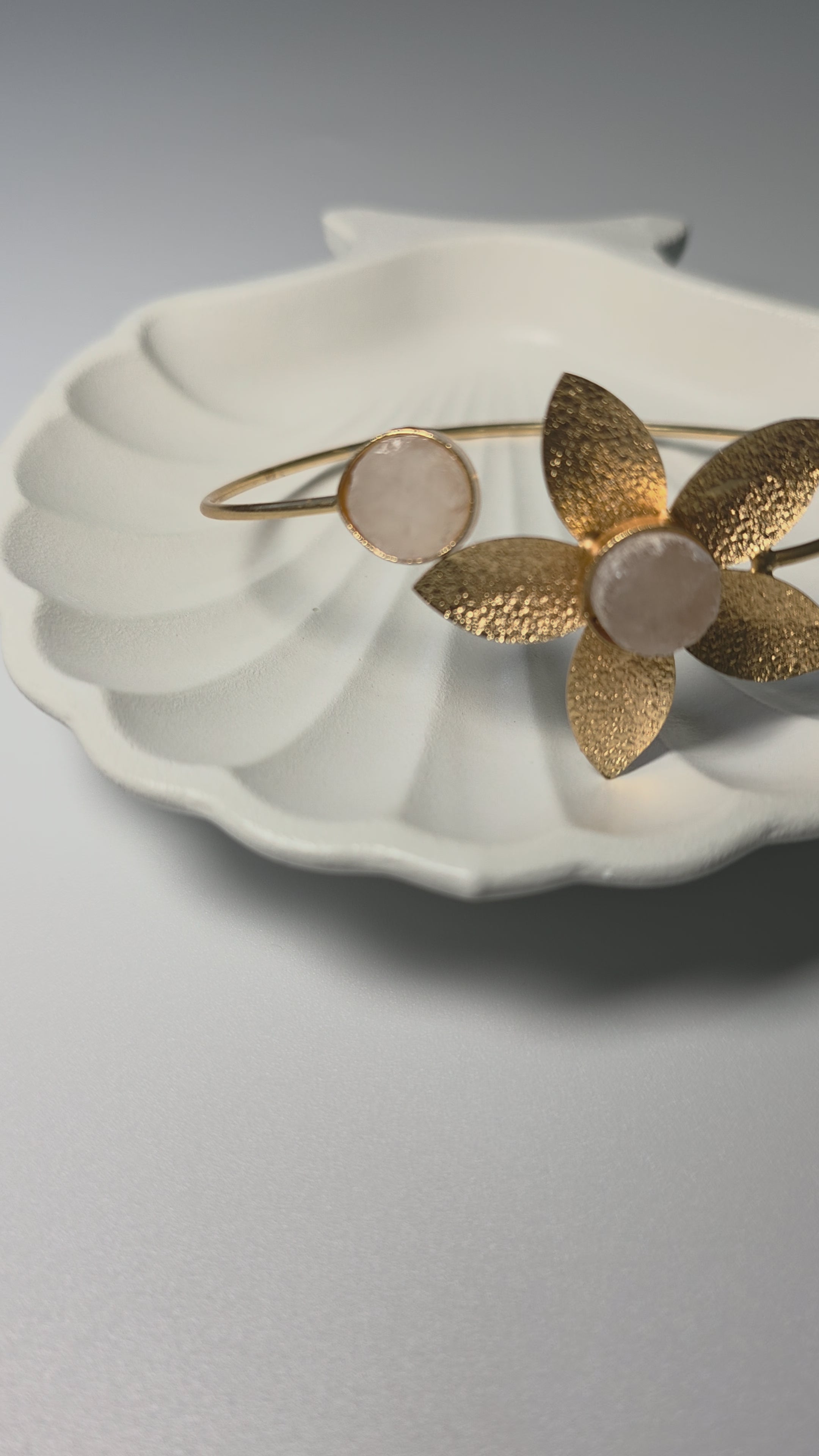 Floral White Stone Bracelet